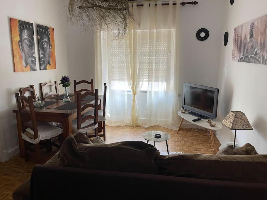 شقة Encantador Apartamento Acogedor طريفة المظهر الخارجي الصورة